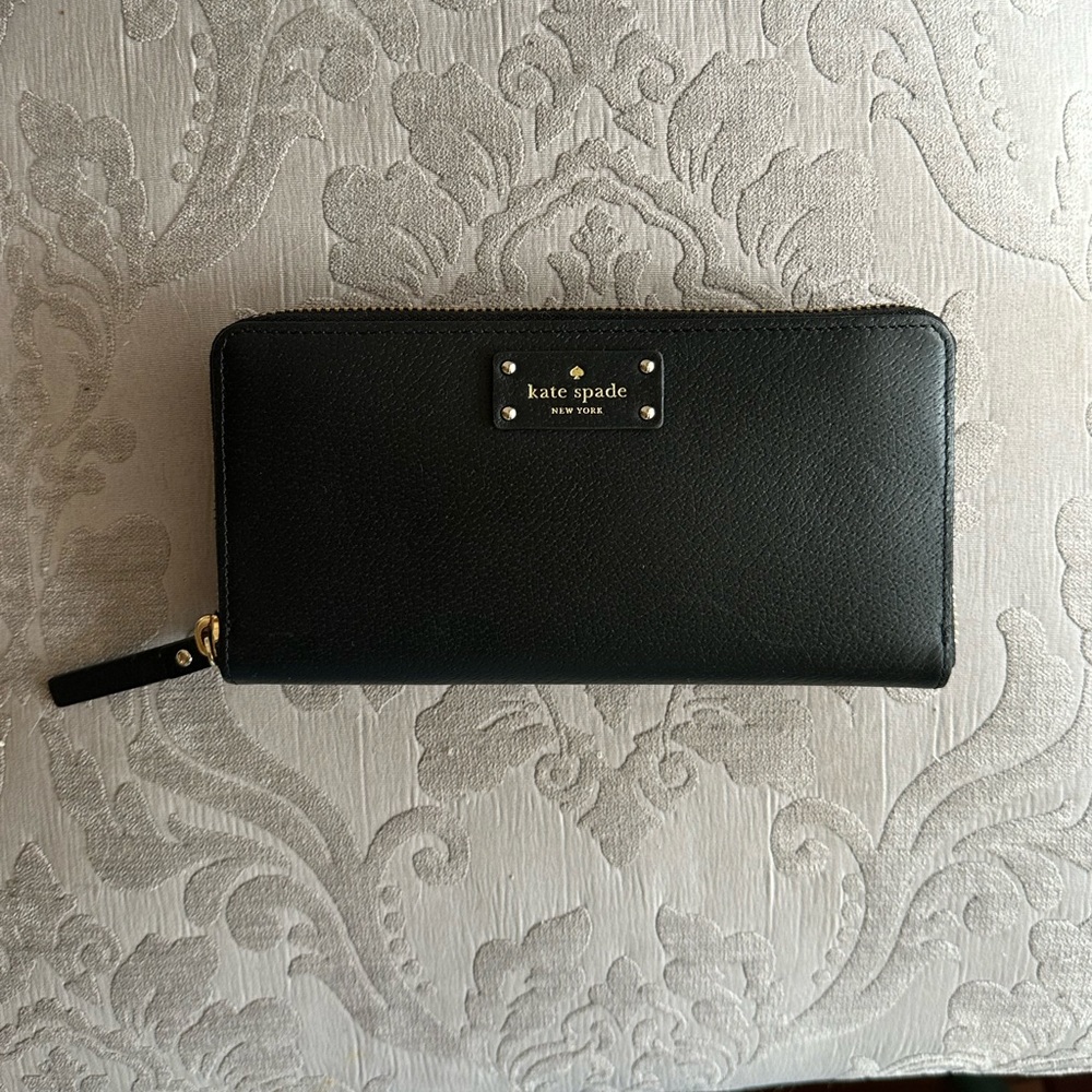 Kate Spade Leather Wallet - Black